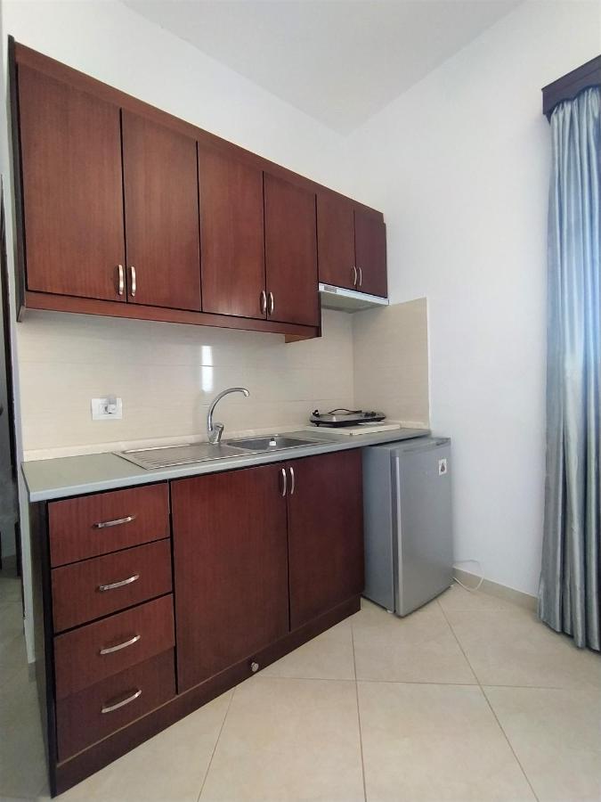 Ahmeti Rooms Εξαμίλιο Εξωτερικό φωτογραφία